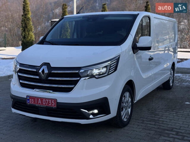 Белый Рено Трафик, объемом двигателя 2 л и пробегом 52 тыс. км за 27300 $, фото 1 на Automoto.ua