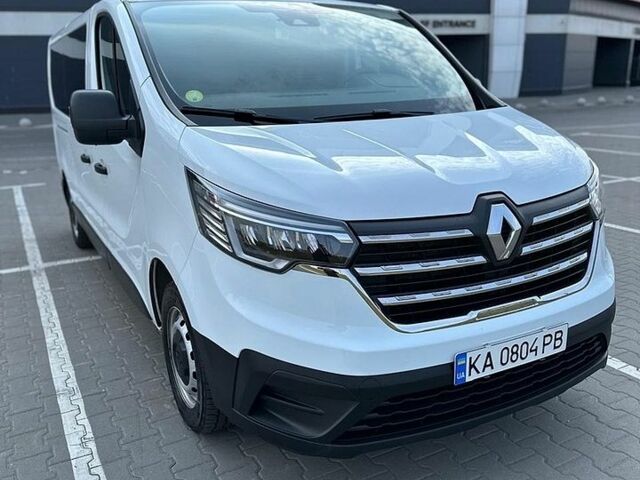 Білий Рено Трафік, об'ємом двигуна 2 л та пробігом 173 тис. км за 29800 $, фото 1 на Automoto.ua