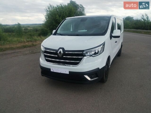 Білий Рено Трафік, об'ємом двигуна 2 л та пробігом 150 тис. км за 25500 $, фото 1 на Automoto.ua