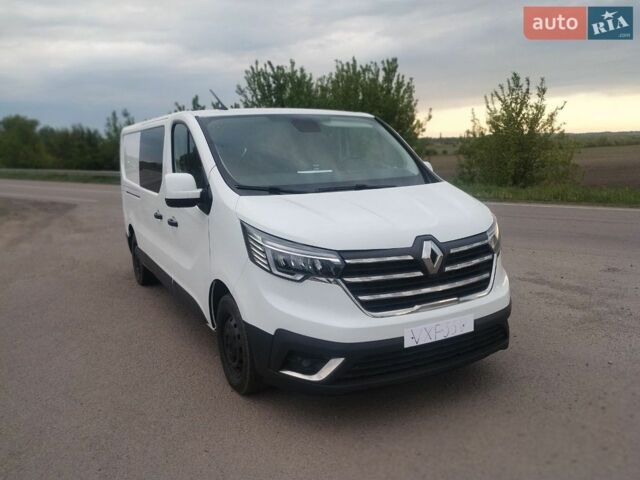 Білий Рено Трафік, об'ємом двигуна 2 л та пробігом 150 тис. км за 25500 $, фото 1 на Automoto.ua