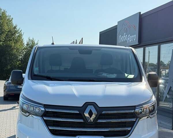 Белый Рено Трафик, объемом двигателя 0 л и пробегом 40 тыс. км за 25500 $, фото 1 на Automoto.ua