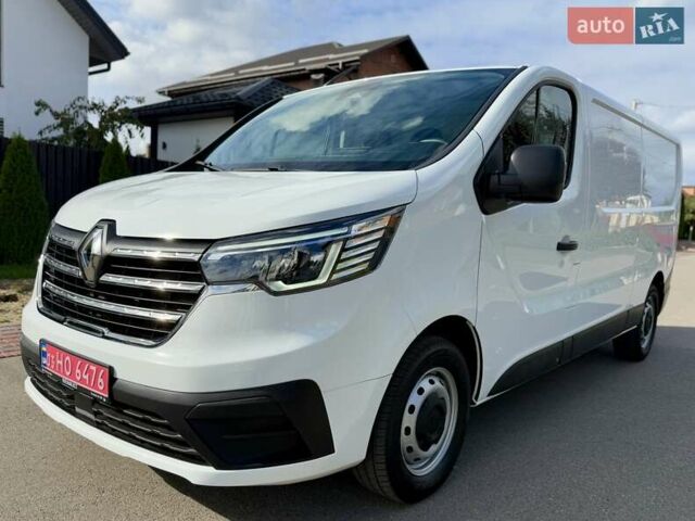 Білий Рено Трафік, об'ємом двигуна 2 л та пробігом 16 тис. км за 32700 $, фото 1 на Automoto.ua