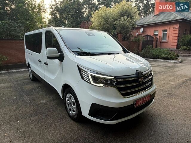 Белый Рено Трафик, объемом двигателя 2 л и пробегом 25 тыс. км за 33800 $, фото 1 на Automoto.ua