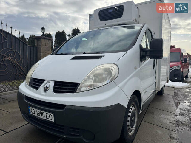 Білий Рено Трафік, об'ємом двигуна 2 л та пробігом 157 тис. км за 11000 $, фото 1 на Automoto.ua