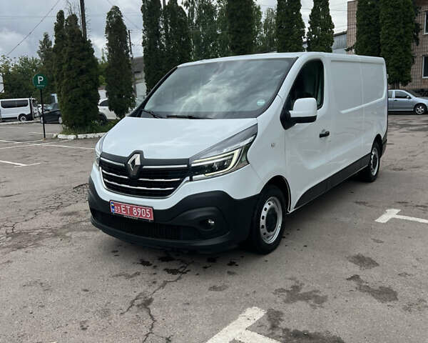 Белый Рено Трафик, объемом двигателя 0 л и пробегом 218 тыс. км за 19800 $, фото 1 на Automoto.ua