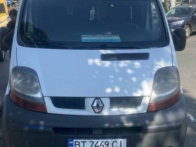 Білий Рено Трафік, об'ємом двигуна 1.9 л та пробігом 625 тис. км за 6500 $, фото 1 на Automoto.ua