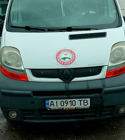 Белый Рено Трафик, объемом двигателя 1.9 л и пробегом 286 тыс. км за 7600 $, фото 1 на Automoto.ua