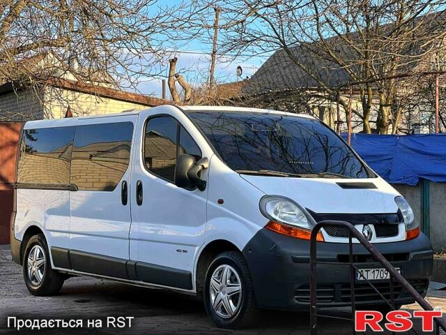 Белый Рено Трафик, объемом двигателя 1.9 л и пробегом 270 тыс. км за 7700 $, фото 1 на Automoto.ua