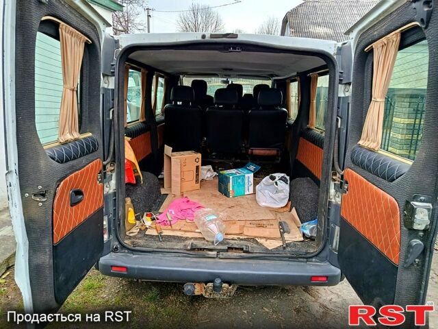 Белый Рено Трафик, объемом двигателя 1.9 л и пробегом 350 тыс. км за 6500 $, фото 1 на Automoto.ua