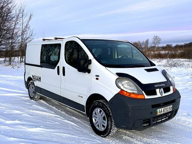 Білий Рено Трафік, об'ємом двигуна 2.5 л та пробігом 328 тис. км за 6500 $, фото 1 на Automoto.ua