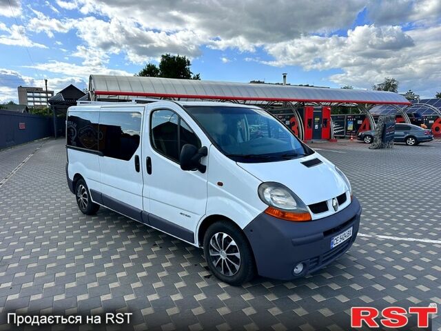 Белый Рено Трафик, объемом двигателя 1.9 л и пробегом 250 тыс. км за 8500 $, фото 1 на Automoto.ua