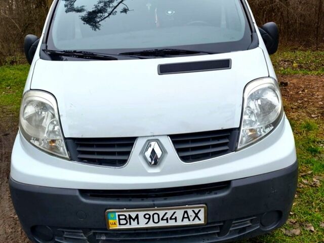 Білий Рено Трафік, об'ємом двигуна 2 л та пробігом 281 тис. км за 9000 $, фото 1 на Automoto.ua