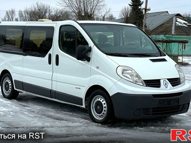 Білий Рено Трафік, об'ємом двигуна 2 л та пробігом 1800 тис. км за 9500 $, фото 1 на Automoto.ua