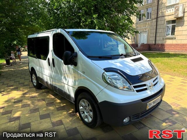 Белый Рено Трафик, объемом двигателя 2 л и пробегом 0 тыс. км за 8900 $, фото 1 на Automoto.ua