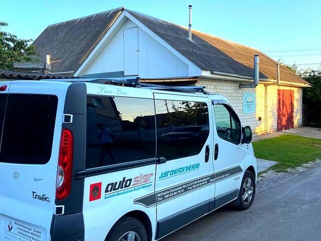 Белый Рено Трафик, объемом двигателя 2 л и пробегом 330 тыс. км за 8700 $, фото 1 на Automoto.ua