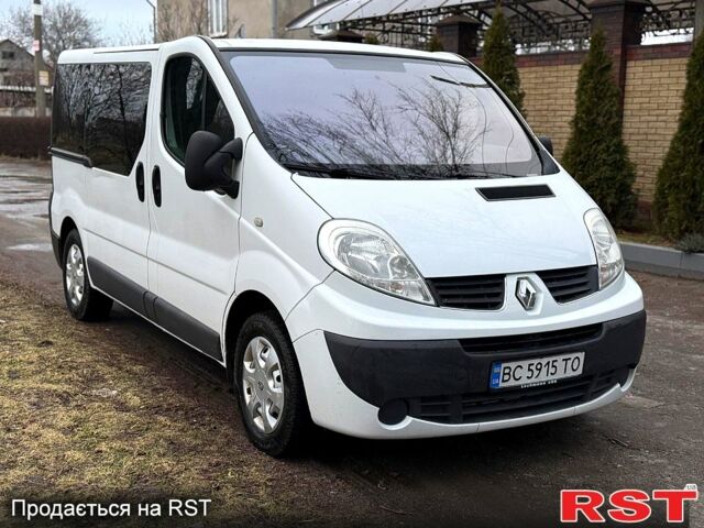 Белый Рено Трафик, объемом двигателя 2 л и пробегом 340 тыс. км за 14500 $, фото 1 на Automoto.ua