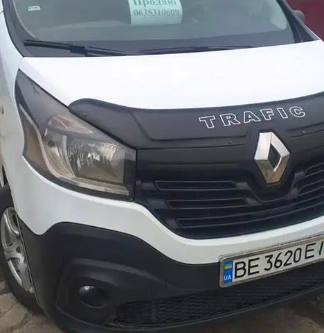 Белый Рено Трафик, объемом двигателя 1.6 л и пробегом 278 тыс. км за 15900 $, фото 1 на Automoto.ua