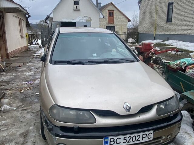 Бежевий Рено Трафік, об'ємом двигуна 1.6 л та пробігом 3 тис. км за 1100 $, фото 1 на Automoto.ua