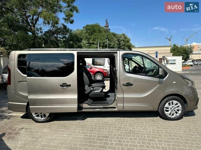 Бежевий Рено Трафік, об'ємом двигуна 1.6 л та пробігом 230 тис. км за 15400 $, фото 1 на Automoto.ua