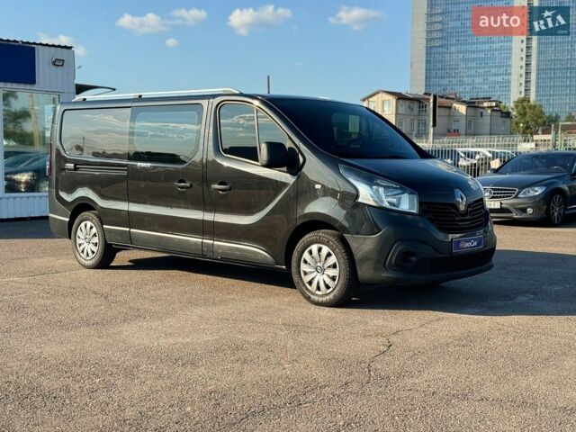 Черный Рено Трафик, объемом двигателя 1.6 л и пробегом 360 тыс. км за 12300 $, фото 1 на Automoto.ua