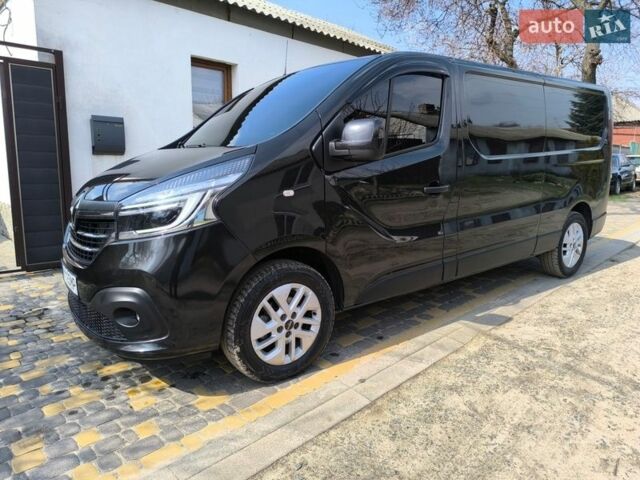 Чорний Рено Трафік, об'ємом двигуна 2 л та пробігом 109 тис. км за 24800 $, фото 1 на Automoto.ua