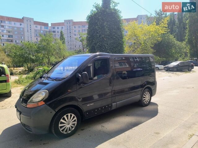 Черный Рено Трафик, объемом двигателя 1.87 л и пробегом 443 тыс. км за 5750 $, фото 1 на Automoto.ua