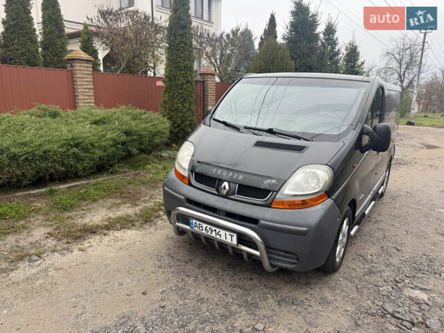 Чорний Рено Трафік, об'ємом двигуна 1.87 л та пробігом 280 тис. км за 6300 $, фото 1 на Automoto.ua
