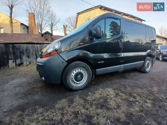 Черный Рено Трафик, объемом двигателя 1.9 л и пробегом 348 тыс. км за 7800 $, фото 1 на Automoto.ua