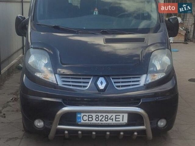 Черный Рено Трафик, объемом двигателя 2 л и пробегом 227 тыс. км за 13700 $, фото 1 на Automoto.ua