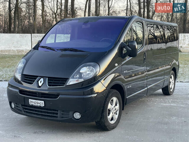 Черный Рено Трафик, объемом двигателя 2 л и пробегом 201 тыс. км за 17900 $, фото 1 на Automoto.ua