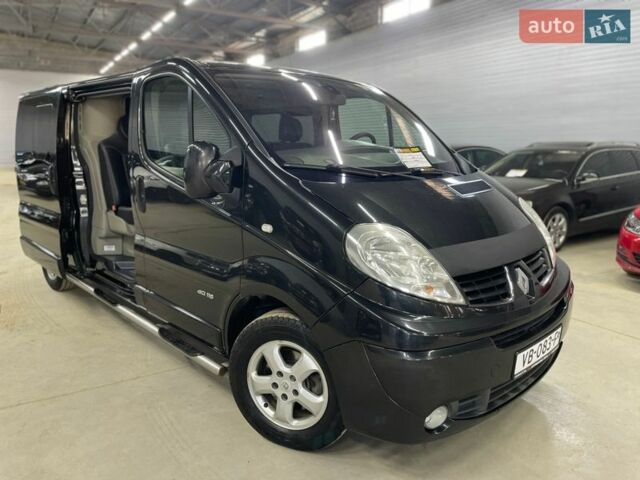 Чорний Рено Трафік, об'ємом двигуна 2 л та пробігом 292 тис. км за 16900 $, фото 1 на Automoto.ua