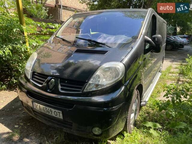 Чорний Рено Трафік, об'ємом двигуна 2 л та пробігом 315 тис. км за 16900 $, фото 1 на Automoto.ua