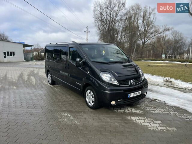 Чорний Рено Трафік, об'ємом двигуна 2 л та пробігом 221 тис. км за 16300 $, фото 1 на Automoto.ua