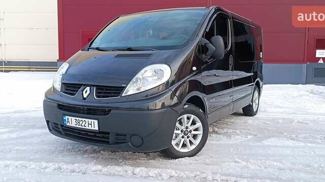 Черный Рено Трафик, объемом двигателя 2 л и пробегом 362 тыс. км за 12750 $, фото 1 на Automoto.ua