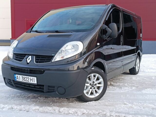 Чорний Рено Трафік, об'ємом двигуна 2 л та пробігом 362 тис. км за 12450 $, фото 1 на Automoto.ua