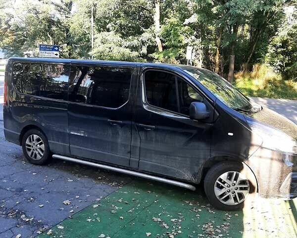 Чорний Рено Трафік, об'ємом двигуна 1.6 л та пробігом 185 тис. км за 16190 $, фото 1 на Automoto.ua