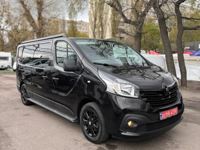 Чорний Рено Трафік, об'ємом двигуна 1.6 л та пробігом 205 тис. км за 20500 $, фото 1 на Automoto.ua