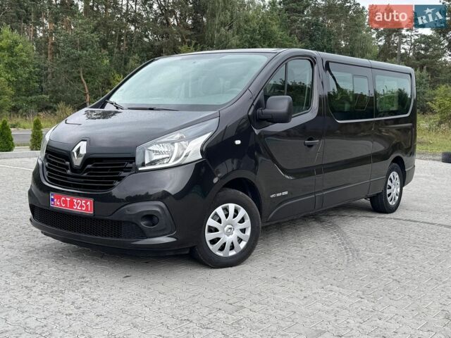 Черный Рено Трафик, объемом двигателя 1.6 л и пробегом 289 тыс. км за 16450 $, фото 1 на Automoto.ua