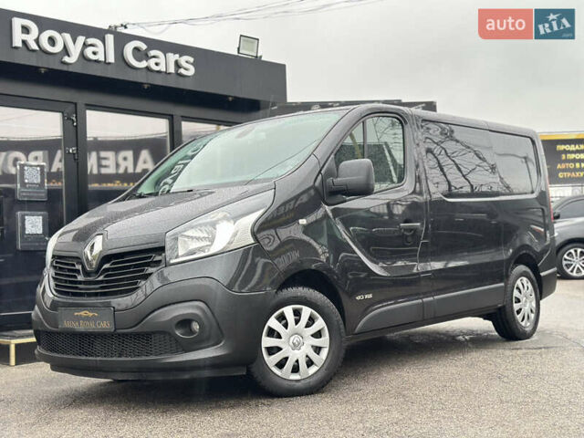 Черный Рено Трафик, объемом двигателя 1.6 л и пробегом 214 тыс. км за 16300 $, фото 1 на Automoto.ua