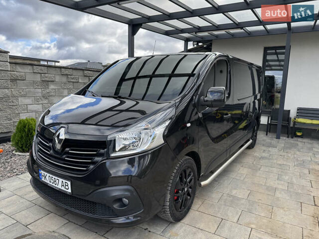 Черный Рено Трафик, объемом двигателя 1.6 л и пробегом 210 тыс. км за 19800 $, фото 1 на Automoto.ua