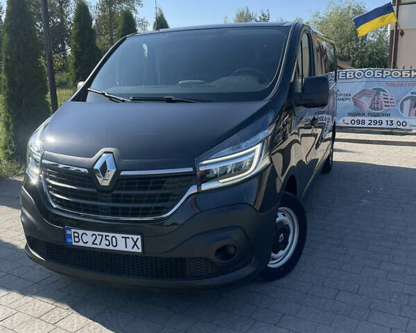 Чорний Рено Трафік, об'ємом двигуна 2 л та пробігом 78 тис. км за 19700 $, фото 1 на Automoto.ua