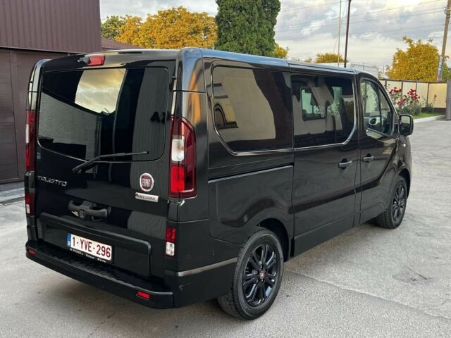 Черный Рено Трафик, объемом двигателя 2 л и пробегом 162 тыс. км за 19800 $, фото 1 на Automoto.ua