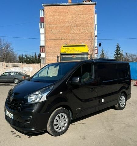 Черный Рено Трафик, объемом двигателя 1.6 л и пробегом 170 тыс. км за 15500 $, фото 1 на Automoto.ua