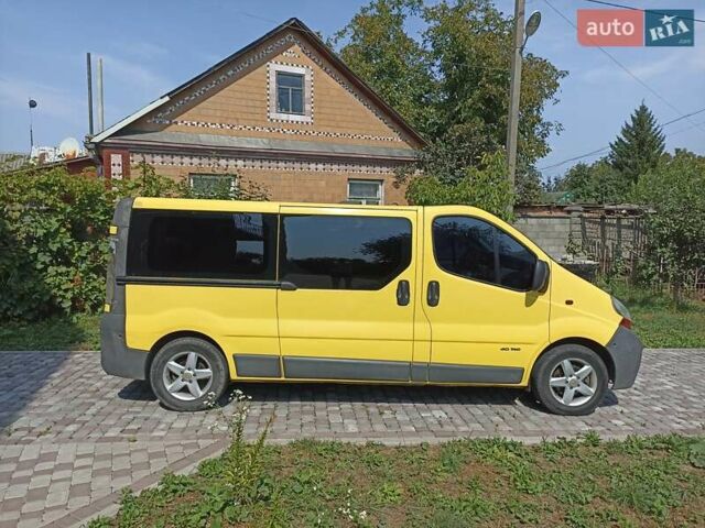 Жовтий Рено Трафік вант-пас., об'ємом двигуна 2.5 л та пробігом 432 тис. км за 7500 $, фото 1 на Automoto.ua