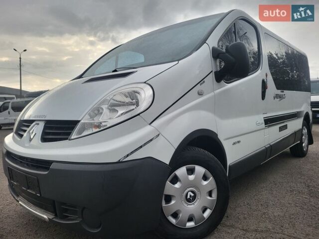 Коричневый Рено Трафик, объемом двигателя 2 л и пробегом 263 тыс. км за 9700 $, фото 1 на Automoto.ua