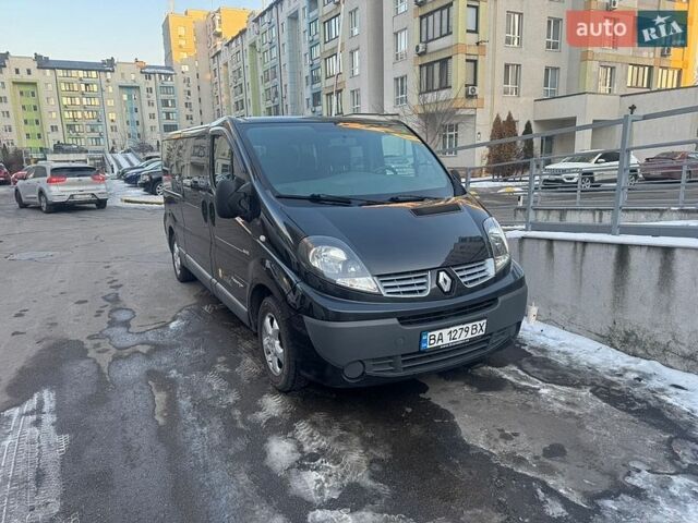 Коричневый Рено Трафик, объемом двигателя 2 л и пробегом 350 тыс. км за 15500 $, фото 1 на Automoto.ua