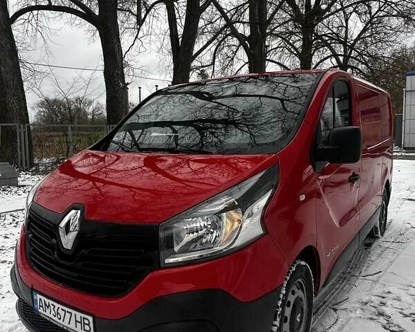 Красный Рено Трафик, объемом двигателя 1.6 л и пробегом 280 тыс. км за 14300 $, фото 1 на Automoto.ua