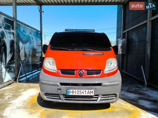 Червоний Рено Трафік, об'ємом двигуна 1.87 л та пробігом 358 тис. км за 7000 $, фото 1 на Automoto.ua
