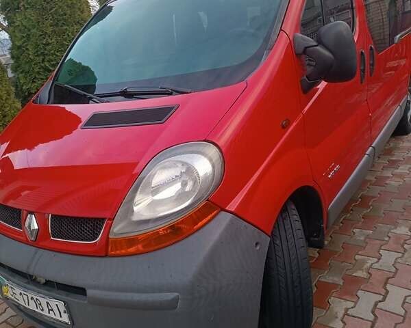 Червоний Рено Трафік, об'ємом двигуна 1.9 л та пробігом 300 тис. км за 7200 $, фото 1 на Automoto.ua