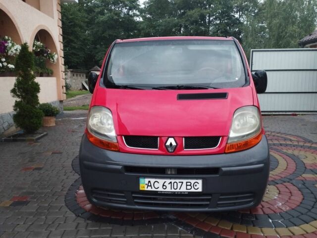 Красный Рено Трафик, объемом двигателя 1.9 л и пробегом 3 тыс. км за 6700 $, фото 1 на Automoto.ua